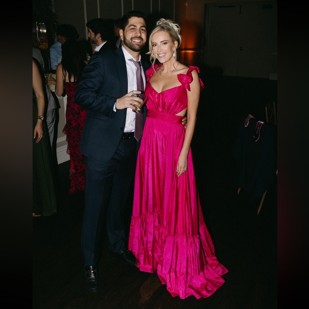 MAC DUGGAL Open Back Gown / Dress - Picture 4 of 6